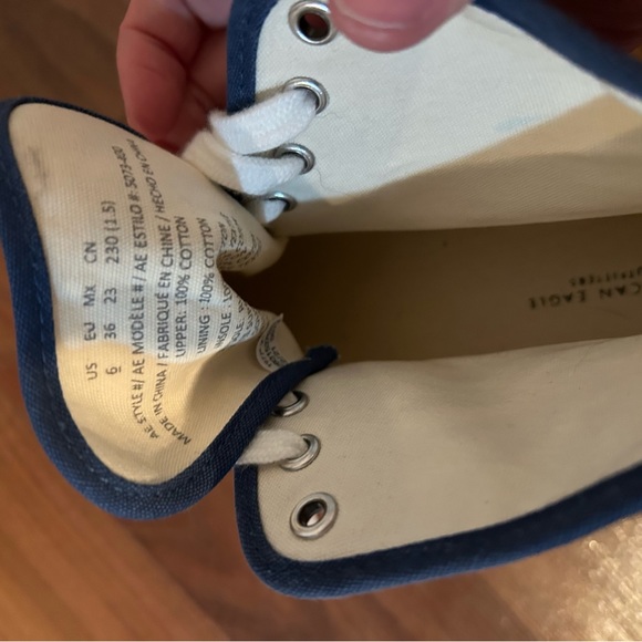 Never worn American eagle shoes - Picture 4 of 5